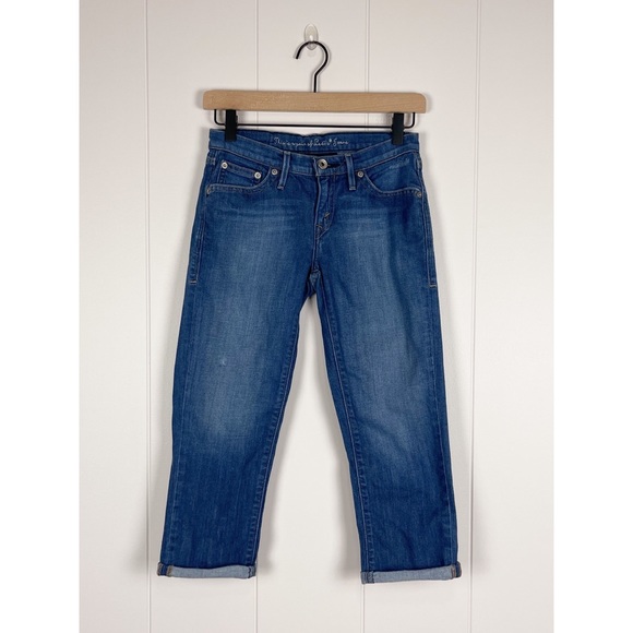 Levi’s | Capri Jean - Picture 1 of 9